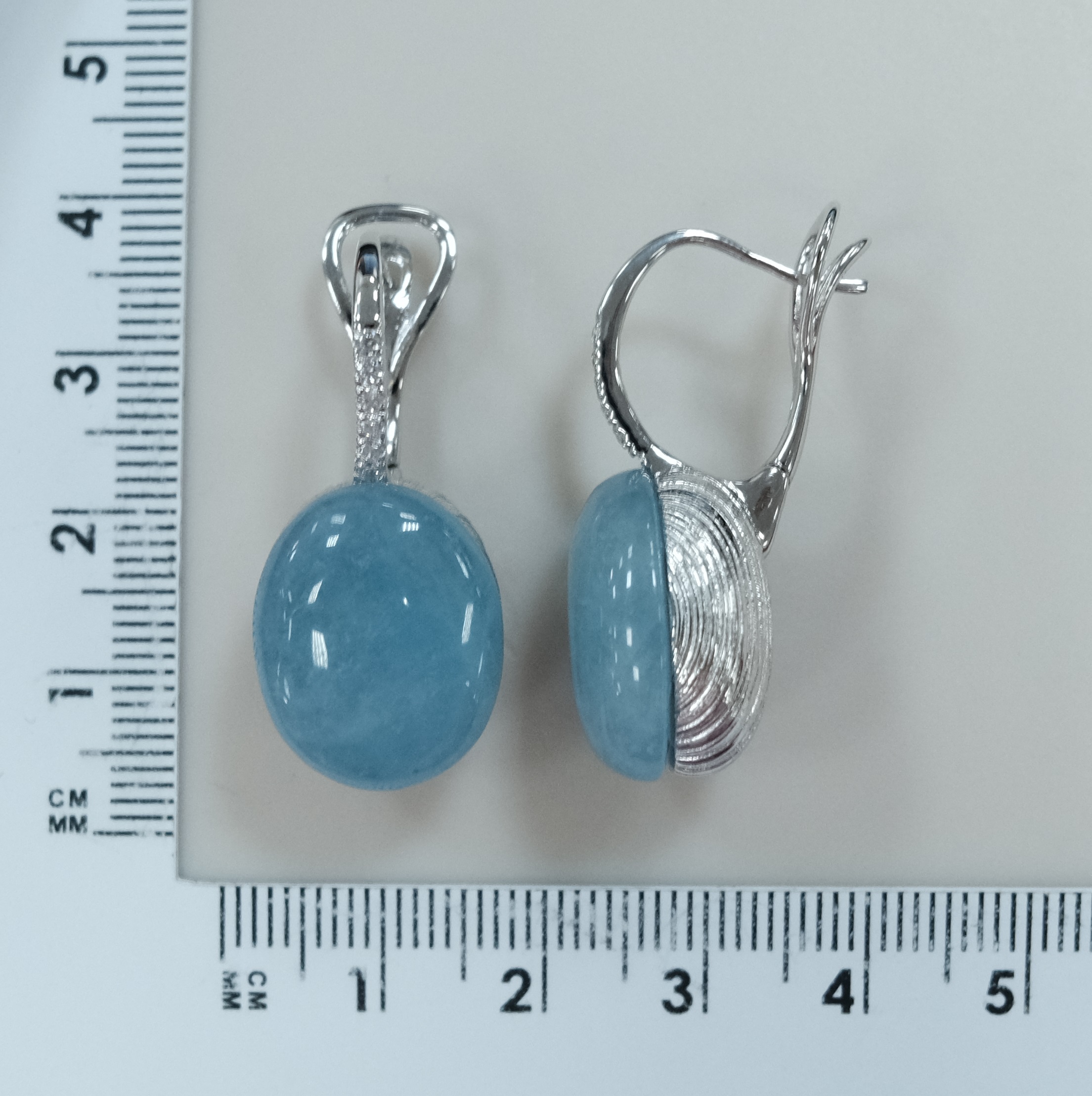 Серебряные серьги с аквамаринами